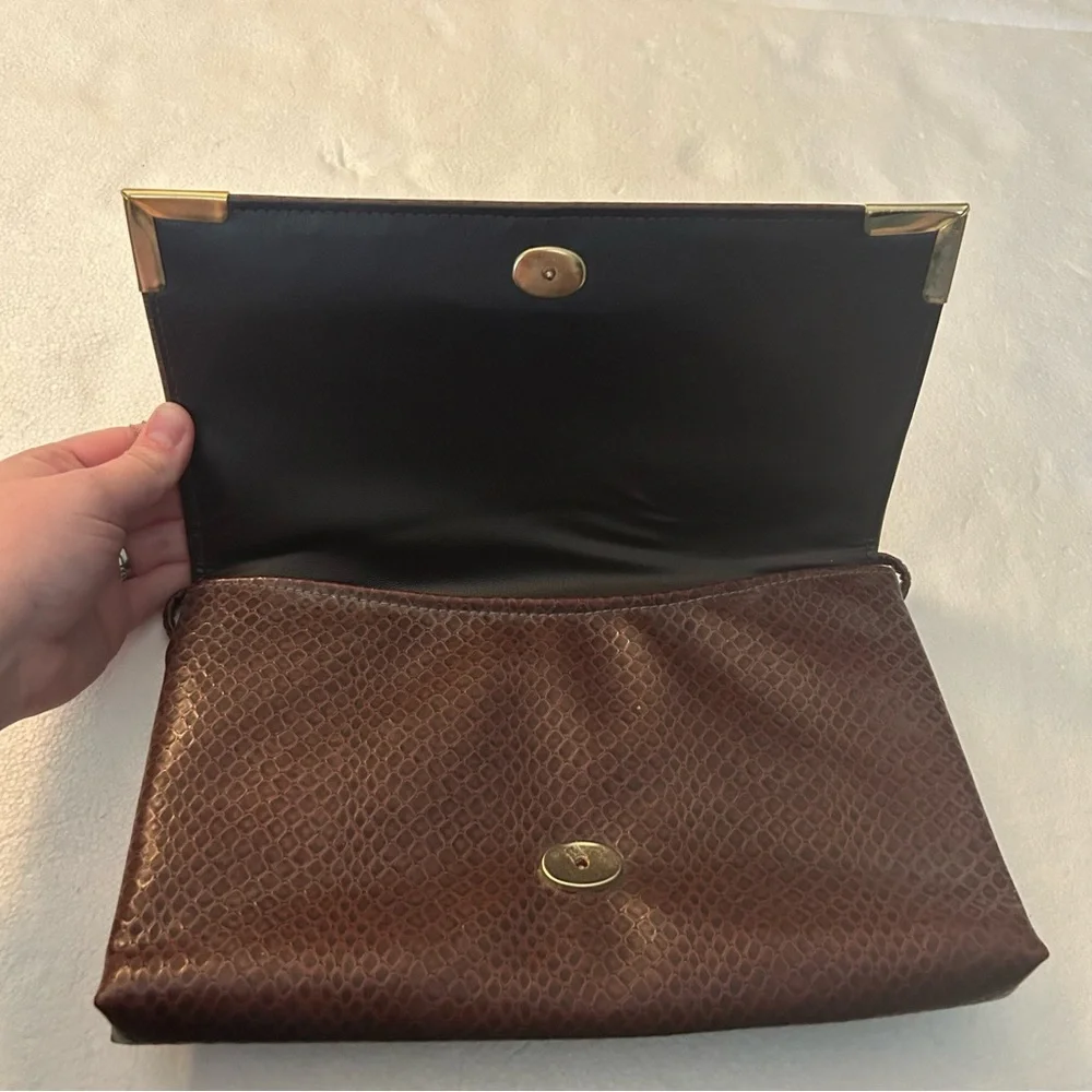 Vintage brown faux snake print rectangle shoulder bag gold hardware trim